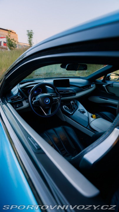 BMW i8 2014