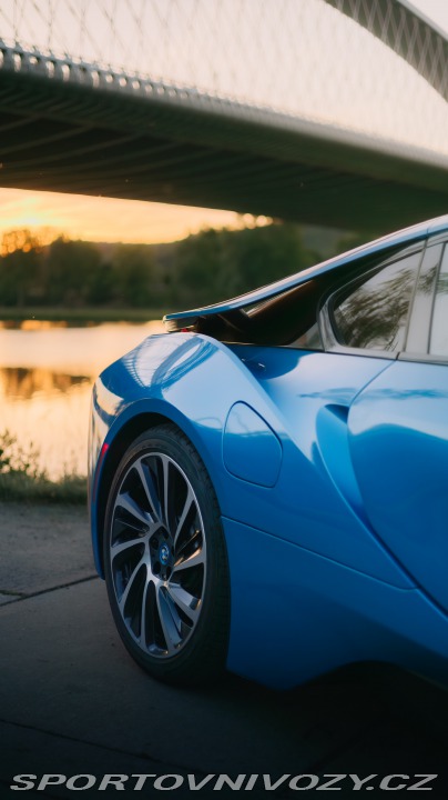 BMW i8 2014