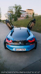 BMW i8  1800