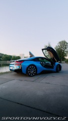 BMW i8  1800