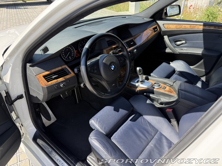 BMW 5 540i V8 JEDINEČNÝ STAV 2008