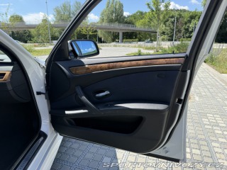 BMW 5 540i V8 JEDINEČNÝ STAV 2008