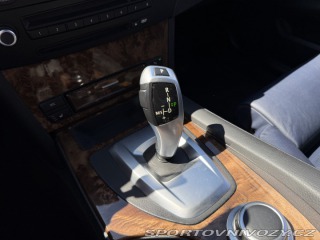 BMW 5 540i V8 JEDINEČNÝ STAV 2008