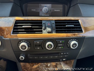 BMW 5 540i V8 JEDINEČNÝ STAV 2008