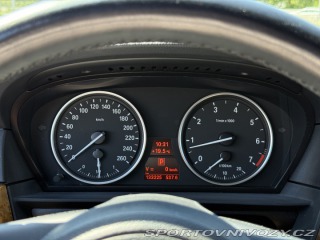 BMW 5 540i V8 JEDINEČNÝ STAV 2008