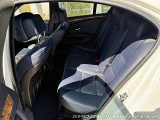 BMW 5 540i V8 JEDINEČNÝ STAV 2008