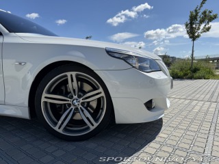 BMW 5 540i V8 JEDINEČNÝ STAV 2008
