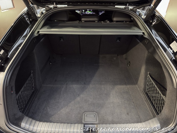 Audi A6 Sportback e-tron S-line q 2025