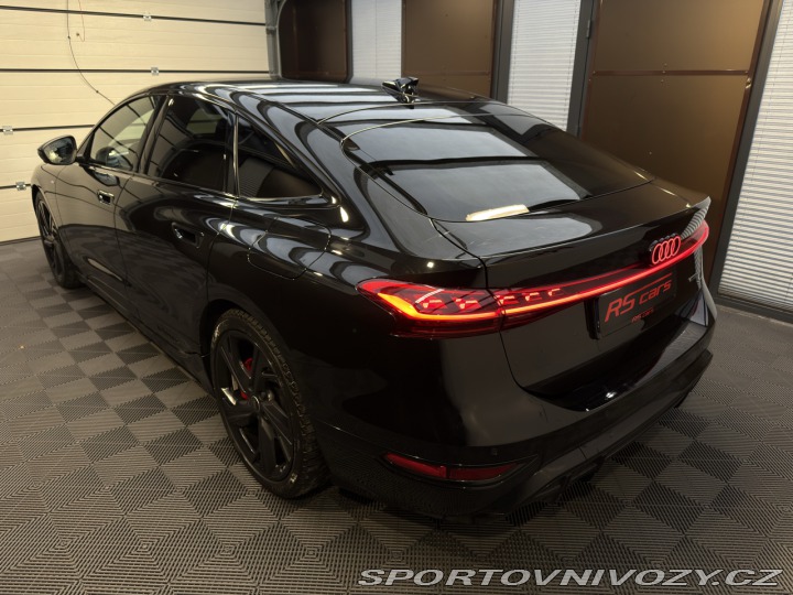 Audi A6 Sportback e-tron S-line q 2025