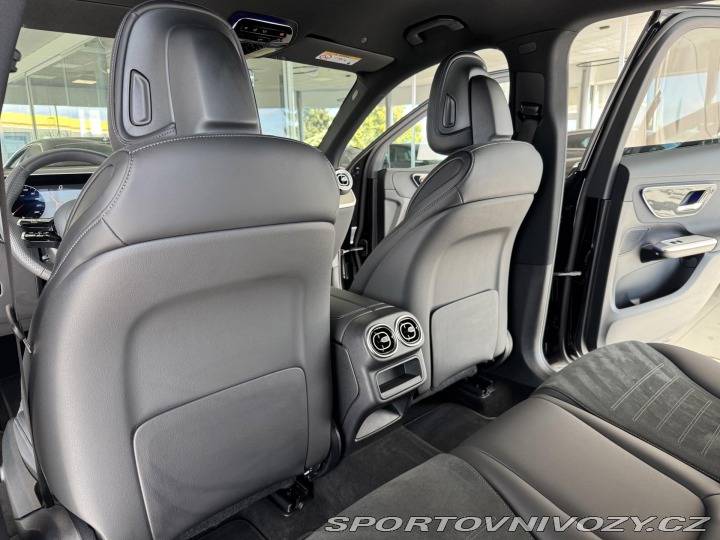 Mercedes-Benz Ostatní modely GLC 300d 4MATIC*AMG*198kW*Taž 2025