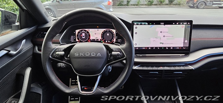 Škoda Octavia RS  2025