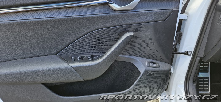 Škoda Octavia RS  2025