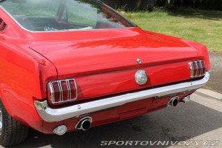 Ford Mustang Fastback 289 V8 renovace 1966