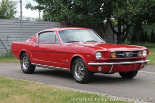 Ford Mustang Fastback 289 V8 renovace 1966
