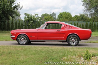 Ford Mustang Fastback 289 V8 renovace 1966