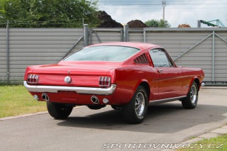 Ford Mustang Fastback 289 V8 renovace 1966