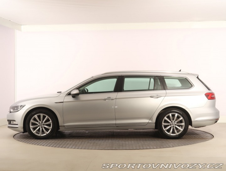 Volkswagen Ostatní modely Passat Highline 2.0 BiTDI 2015