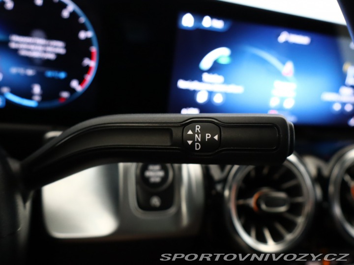 Mercedes-Benz Ostatní modely GLB AMG line GLB 35 AMG 4MATI 2022