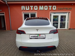 Tesla Model Y  2022