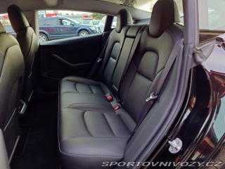 Tesla Model 3  2021