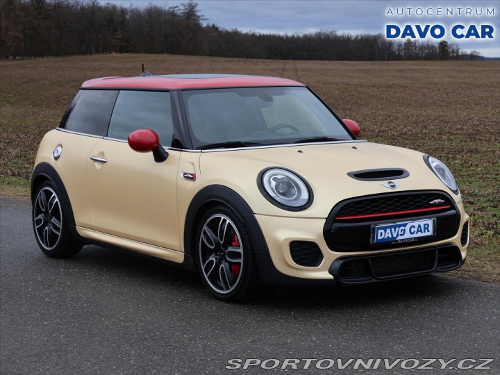 Mini Cooper 2,0 JCW 170kW H&K Chi 2016