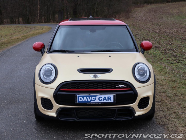 Mini Cooper 2,0 JCW 170kW H&K Chi 2016