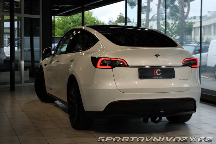 Tesla Model Y Long Range Dual Motor AWD 2021