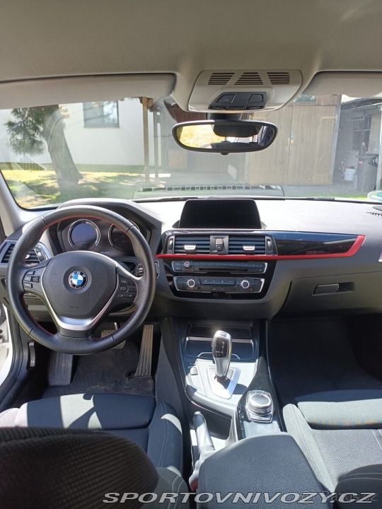 BMW 1 1,8   LINE - Automat - 20 2018