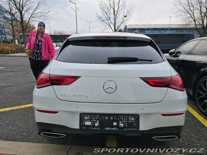 Mercedes-Benz CLA CLA250e Shooting Brake 2022