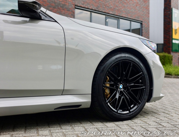 BMW M5 4.4 V8 ehybrid Touring x 2025