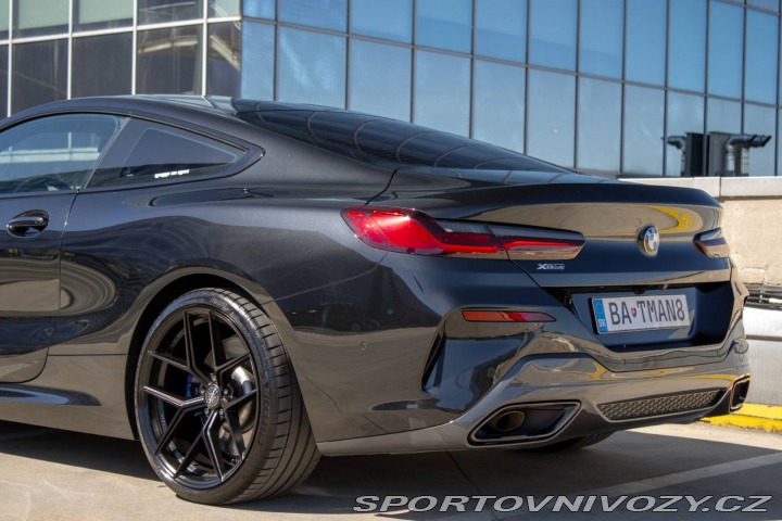 BMW 8 840d xDrive 235kW / AJ N 2020