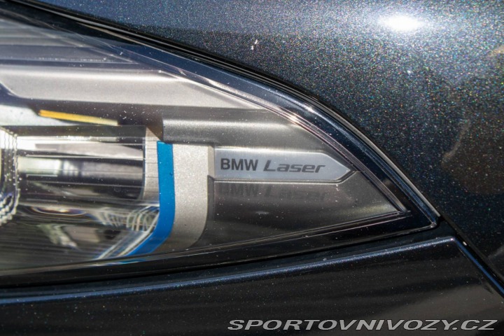 BMW 8 840d xDrive 235kW / AJ N 2020
