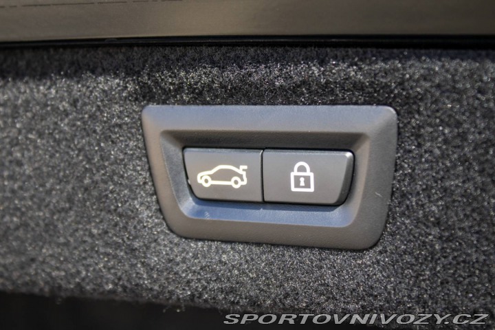 BMW 8 840d xDrive 235kW / AJ N 2020