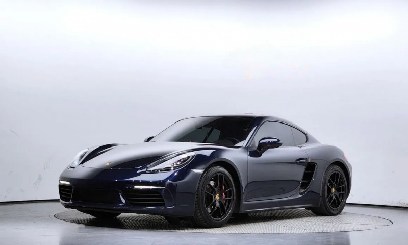 Porsche Cayman 718 2.0