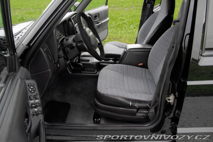 Ostatní značky Ostatní modely Jeep cherokee XJ Sport 2001