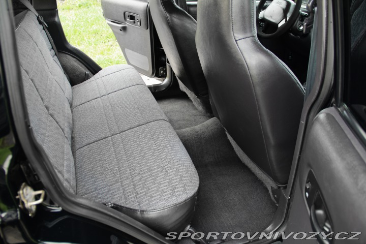 Ostatní značky Ostatní modely Jeep cherokee XJ Sport 2001