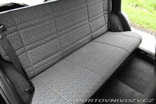 Ostatní značky Ostatní modely Jeep cherokee XJ Sport 2001