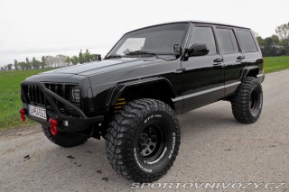Ostatní značky Ostatní modely Jeep cherokee XJ Sport 2001