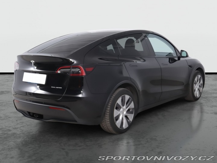 Tesla Model Y . Long Range AWD 79kWh 2022