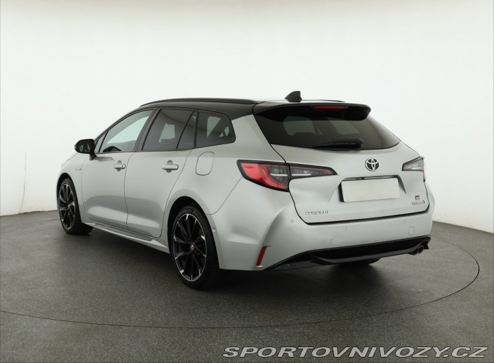 Toyota Corolla GR Sport 2.0 Hybrid 2021