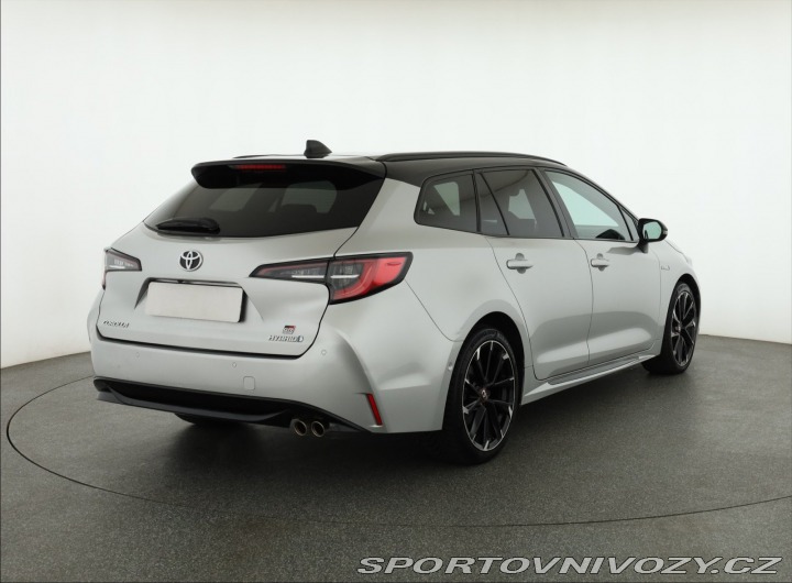 Toyota Corolla GR Sport 2.0 Hybrid 2021