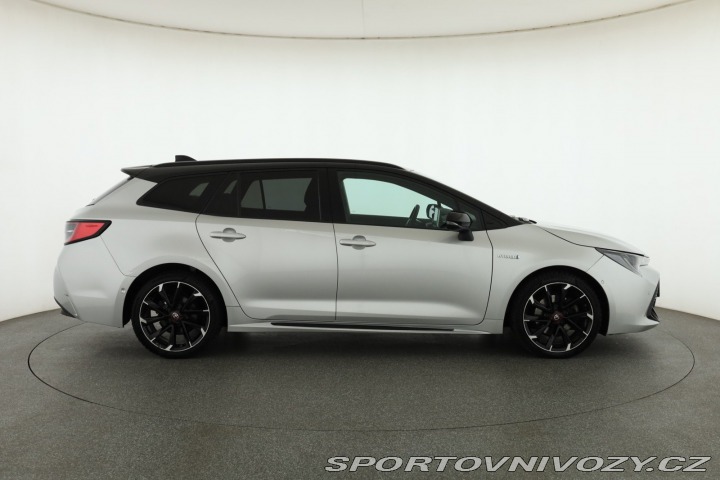 Toyota Corolla GR Sport 2.0 Hybrid 2021