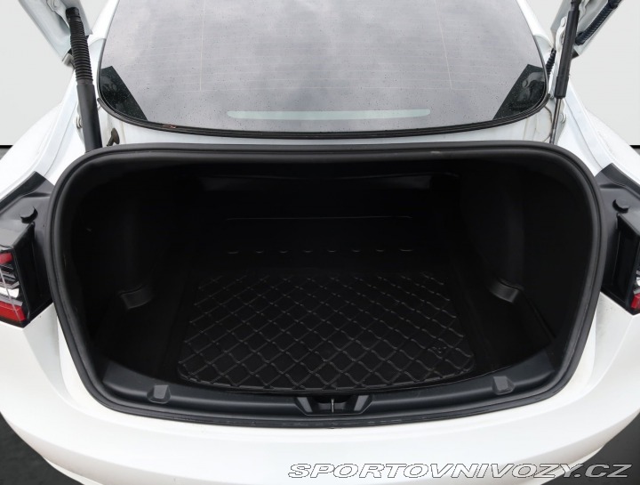 Tesla Model 3 Standard Range LFP 2022