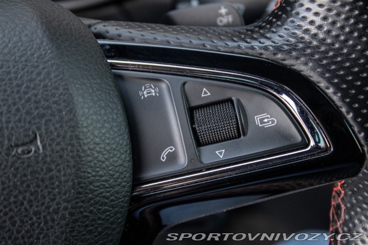 Škoda Octavia RS Combi  2.0 TDI DPF RS DSG 2017