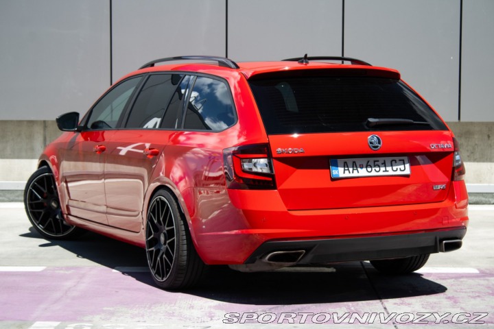 Škoda Octavia RS Combi  2.0 TDI DPF RS DSG 2017