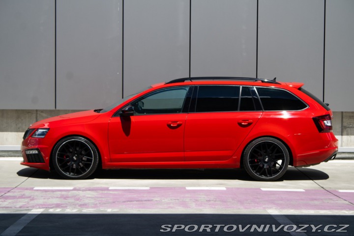 Škoda Octavia RS Combi  2.0 TDI DPF RS DSG 2017