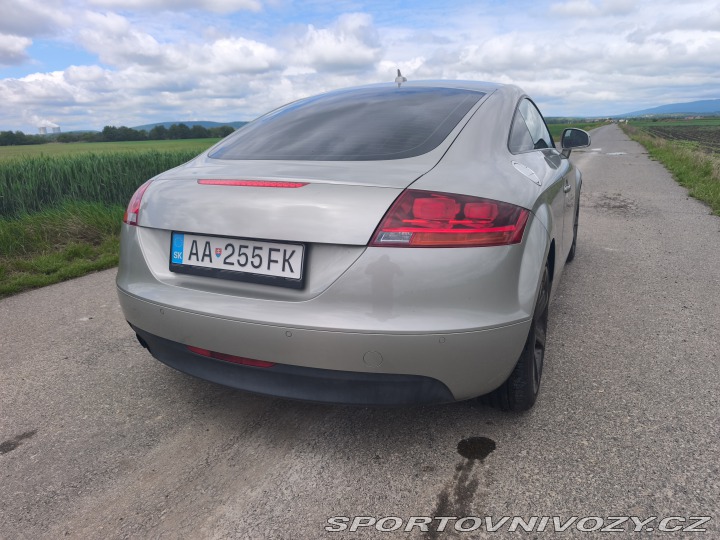 Audi TT 8J 2009