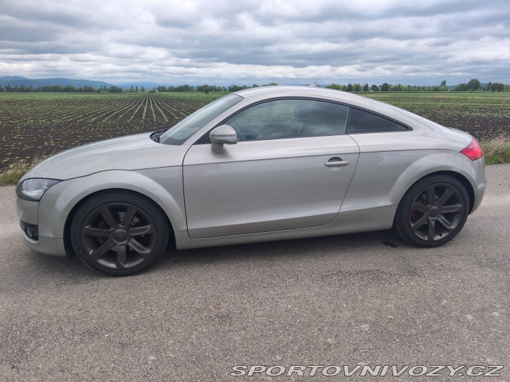 Audi TT 8J 2009