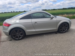 Audi TT 8J 2009