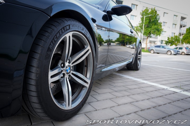 BMW M6 E63 V10 SMG 2005